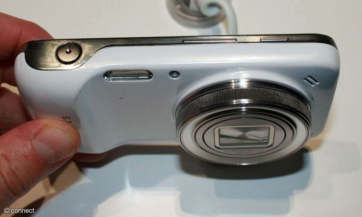 Samsung Galaxy S4 zoom