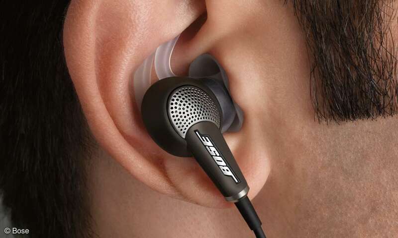 Noise-Cancelling-Kopfhörer: Bose QC20 / QC20i im Test - connect