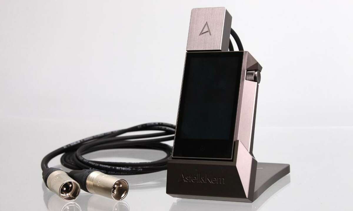 Astell&Kern AK240