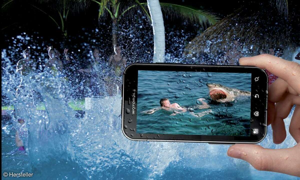 Dank IP67-Zertifizierung scheut das Defy+ keine Wasserattacken.